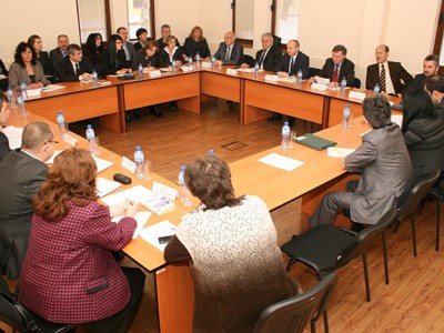 Проведена междуведомствена работна среща за обсъждане на въпроси относно приложението на ЗЗКИ след изменението на списъка – Приложение № 1 към чл.25 от ЗЗКИ и определянето на вида на информацията, придобита чрез СРС, 29 януари 2014 г.