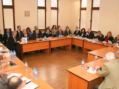 Проведена работна среща между представители на ДКСИ и представители на министерствата, службите за сигурност и службите за обществен ред по актуални въпроси, свързани със защитата на класифицираната информация, 27 февруари 2013 г.