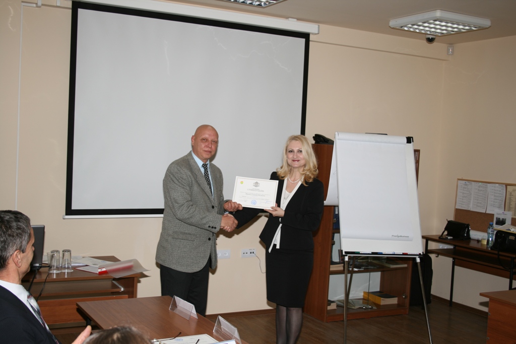 Проведено първоначално обучение на служители по сигурността на информацията, 14 - 18 ноември 2011 г. в Учебния център на ДКСИ в гр. Банкя