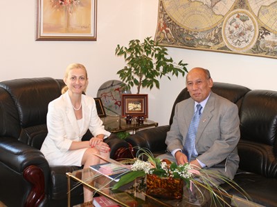 Работна среща на г-жа Цвета Маркова, председател на ДКСИ,  с Ади Хартомо, министър-съветник в Индонезийското посолство, 26 август 2008 г., гр. София