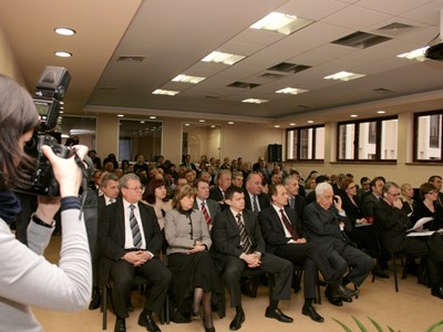 Годишен доклад за 2010 година, 6 aприл 2011 г., cградата на ДКСИ - ул."Черковна" № 90, София