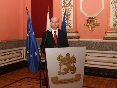 Briefing of the Chairperson of SCIS Mr. Boris Dimitrov on the occasion of the presentation of the Annual report of the Commission on the overall activity on the status of the protection of the classified information in the Republic of Bulgaria in 2013, 8 April 2014, Central Military Club, Sofia