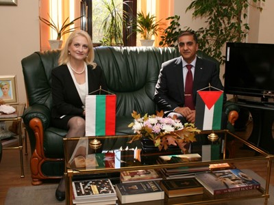 Working meeting between the Chairperson of the State Commission on Information Security Mrs. Tsveta Markova and the Ambassador Extraordinary and Plenipotentiary of the State of Palestine to the Republic of Bulgaria H.E. dr. Ahmad Al Madbuh, 4 October  2012, Софиа