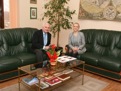 Working meeting of the Chairperson of the SCIS Mrs. Tsveta Markova with the Ambassador Extraordinary and Plenipotentiary of the Republic of Macedonia to the Republic of Bulgaria H. E. Mr. Rafael Mendivil Peydro, 28 February 2011, Sofia