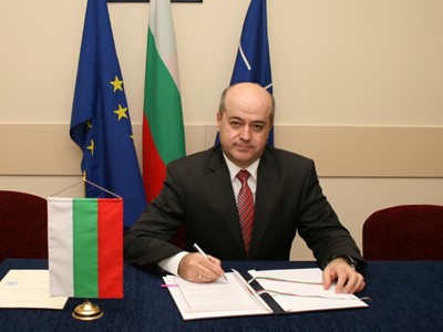 Signing of Arrangement between the Government of the Republic of Bulgaria and the Government of Canada on industrial security, 19th April 2017 in Sofia